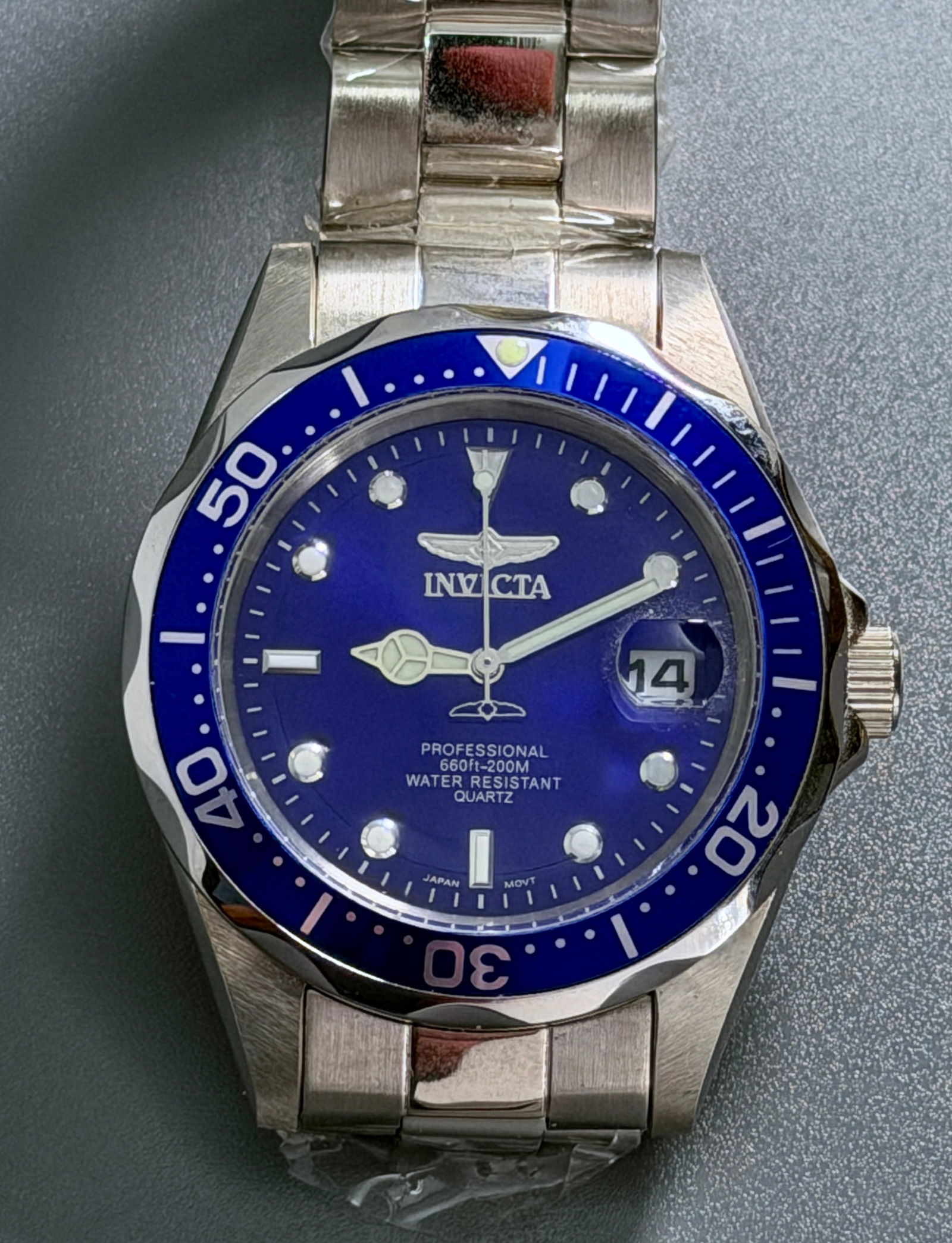 Invicta Pro Diver Stainless Steel Watch 660 Feet / 200 Meters Water Resistant Blue Dial Luminous (1 of 6)