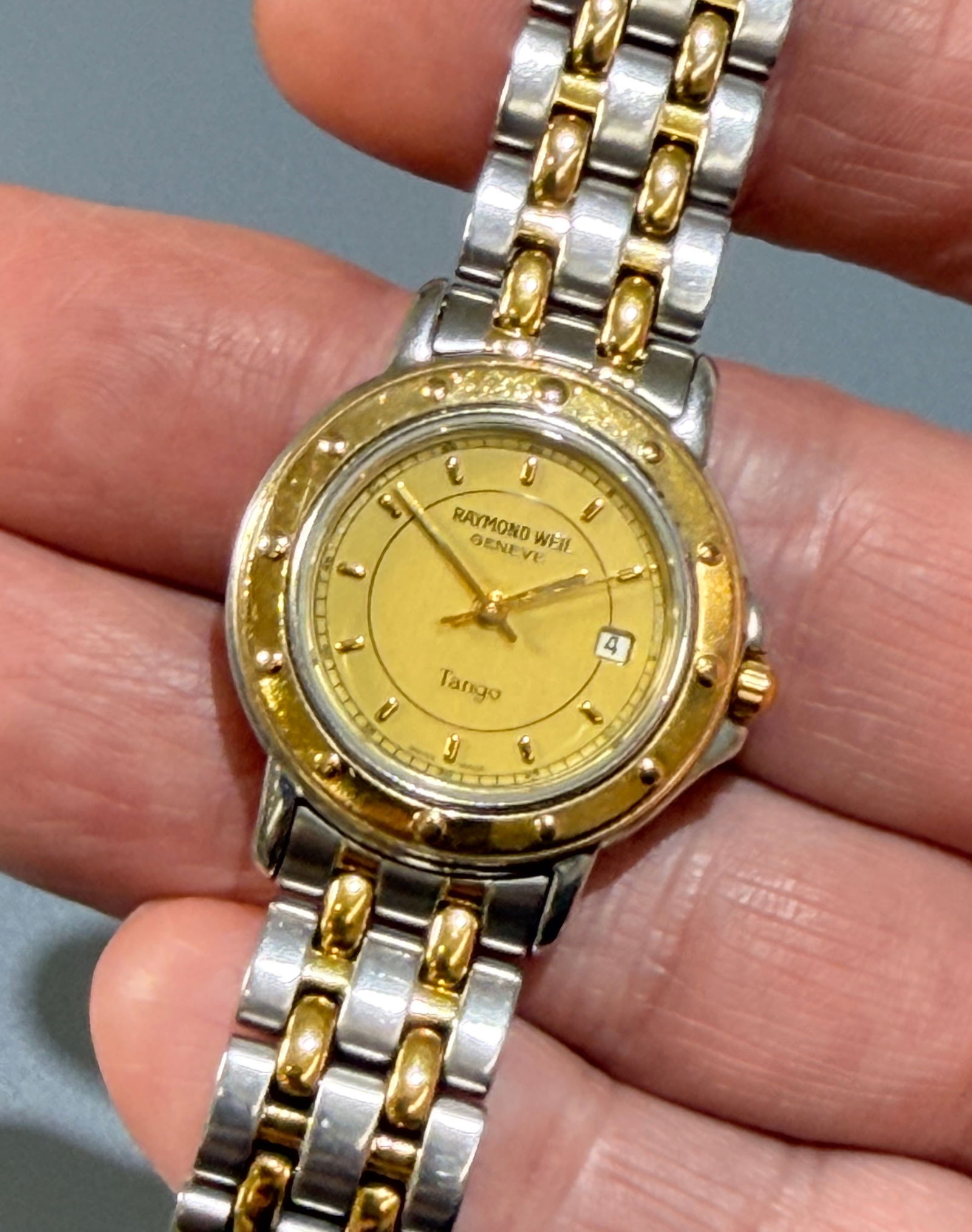 Raymond Weil Tango Geneve Ladies Watch 28mm Gold Plated Bezel Stainless Steel Case Scratch (1 of 7)