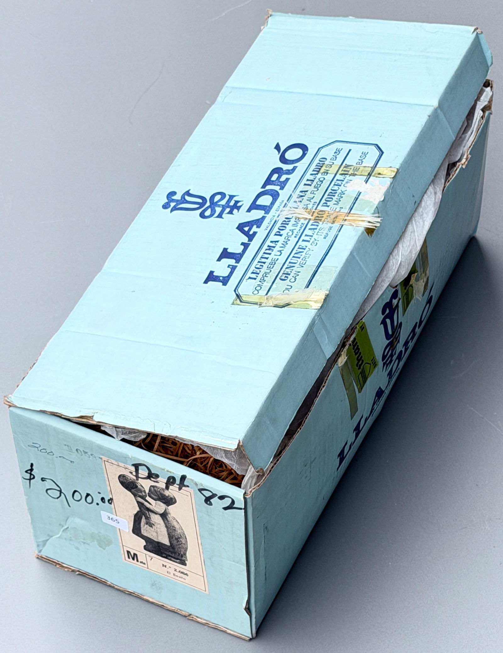 Lladro 2086 The Little Kiss Gres Finish Vintage Porcelain Figural Group (1 of 3)