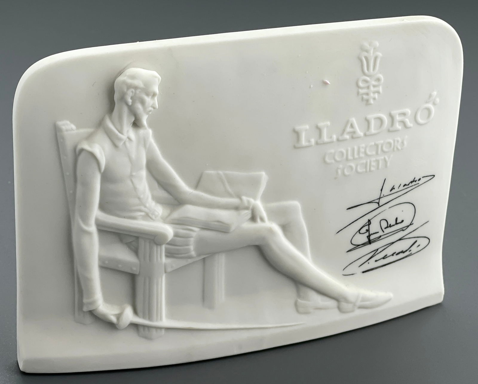 Lladro Don Quixote Collectors Society Signature Plaque Shell Back Bisque Porcelain features the (1 of 4)