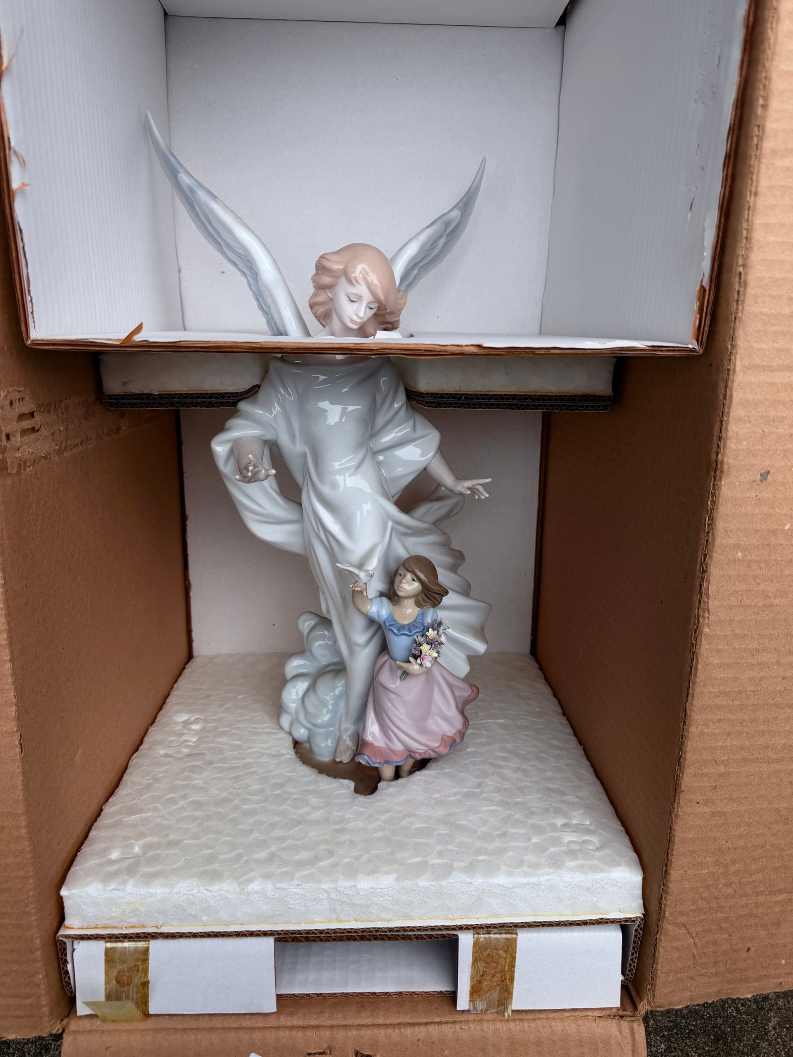 Large Lladro 6352 Limited Edition Guardian Angel Sculpture Retired in 1998 (1 of 4)