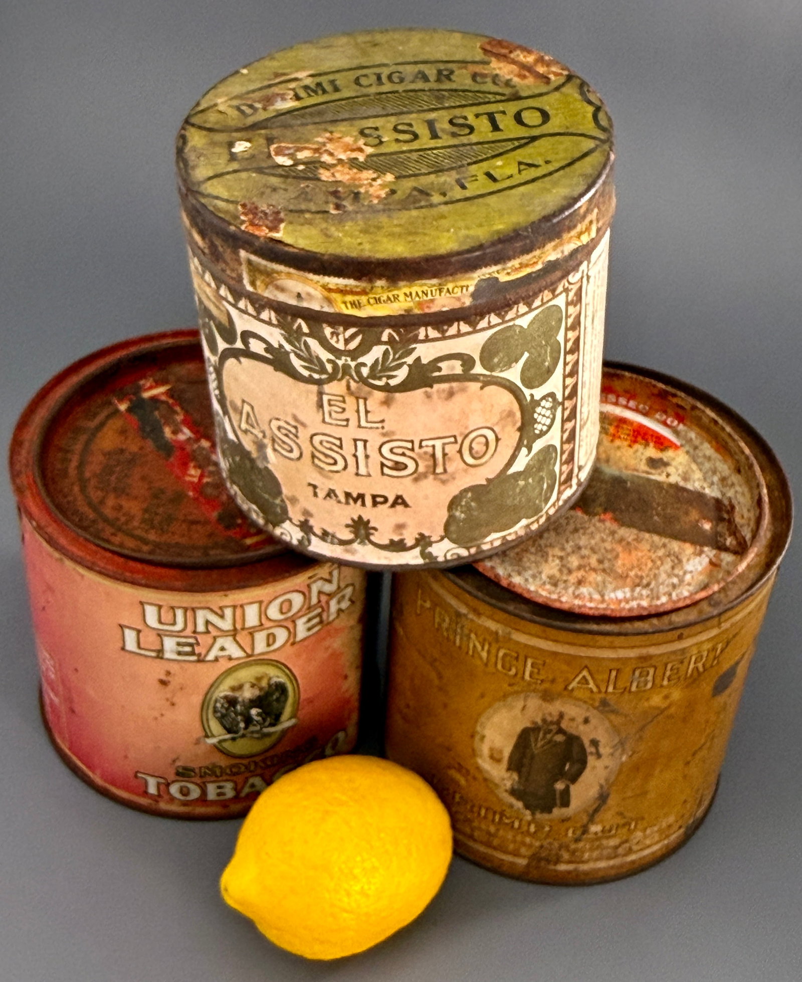 Vintage Cigar Smoking Tobacco Tins El Assisto Union Leader Prince Albert Lot of 3 (1 of 13)
