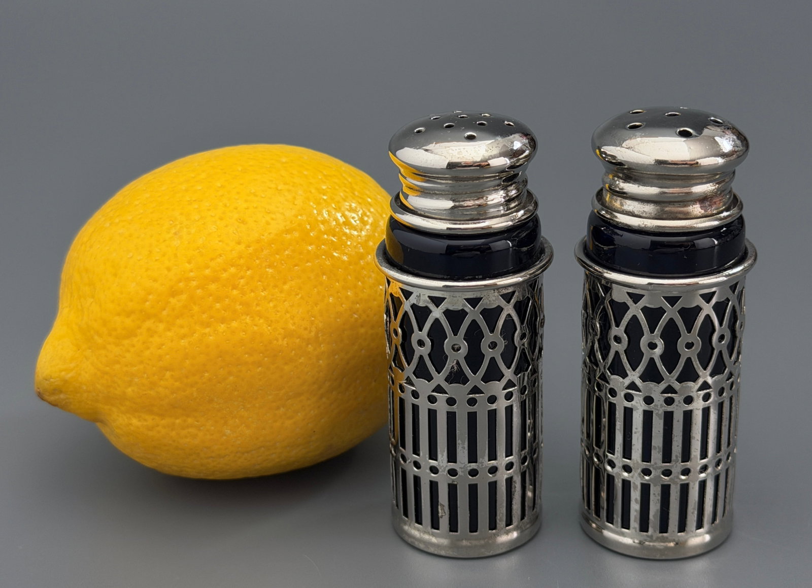 Reticulated Pierced Lattice Cobalt Blue Glass Liner Chrome Salt Pepper Shakers Pair (1 of 4)