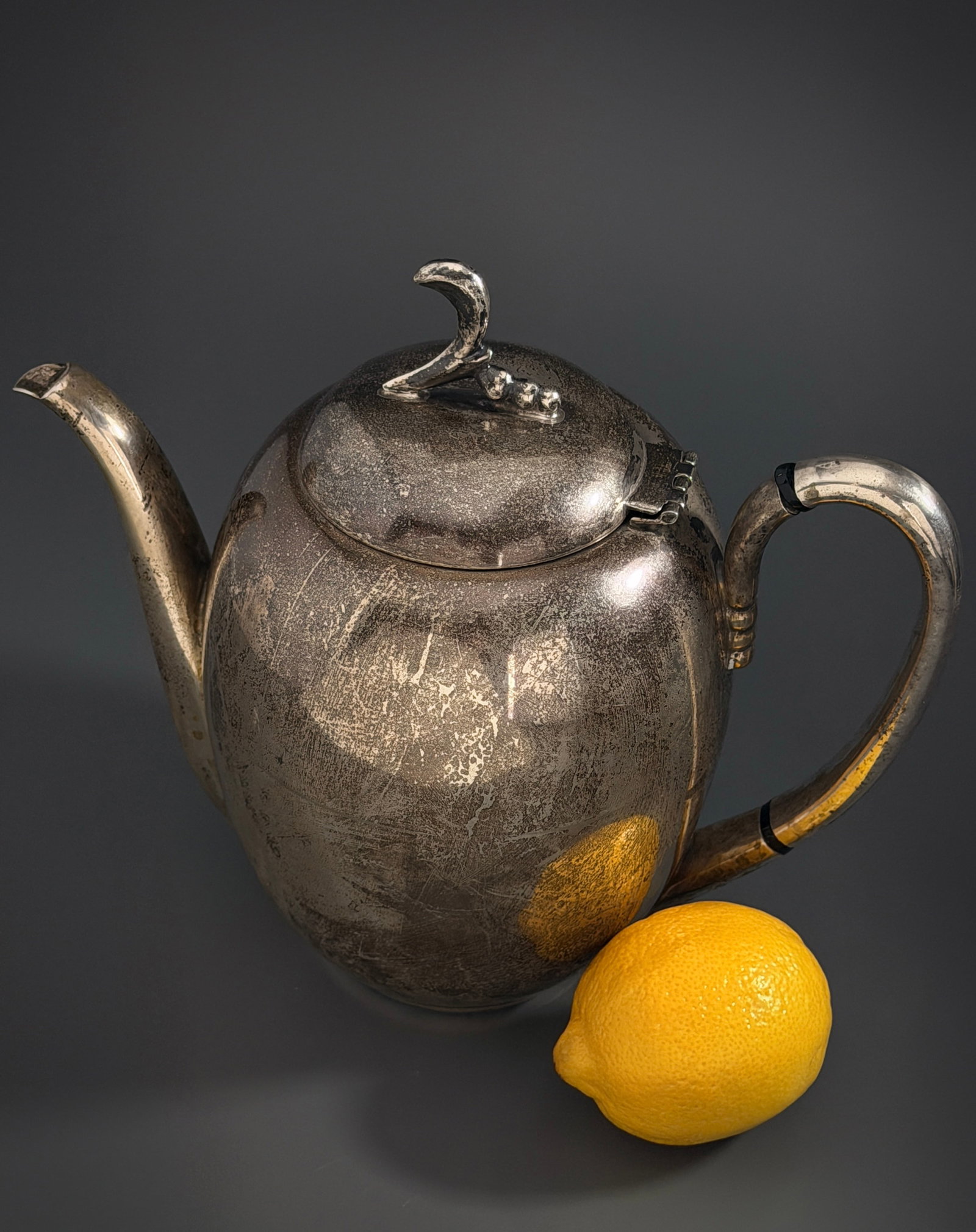 Carlos Zurita Mexican Sterling Silver Teapot Mid Century Modern Holloware Hinged Lid Beaded Accents: Carlos Zurita Mexican Sterling Silver Teapot Mid Century Modern Holloware Hinged Lid Beaded Accents Heat Insulators Marked C. ZURITA 925 HECHO EN MEXICO and STERLING 925 Heavy Gauge Artisan Holloware