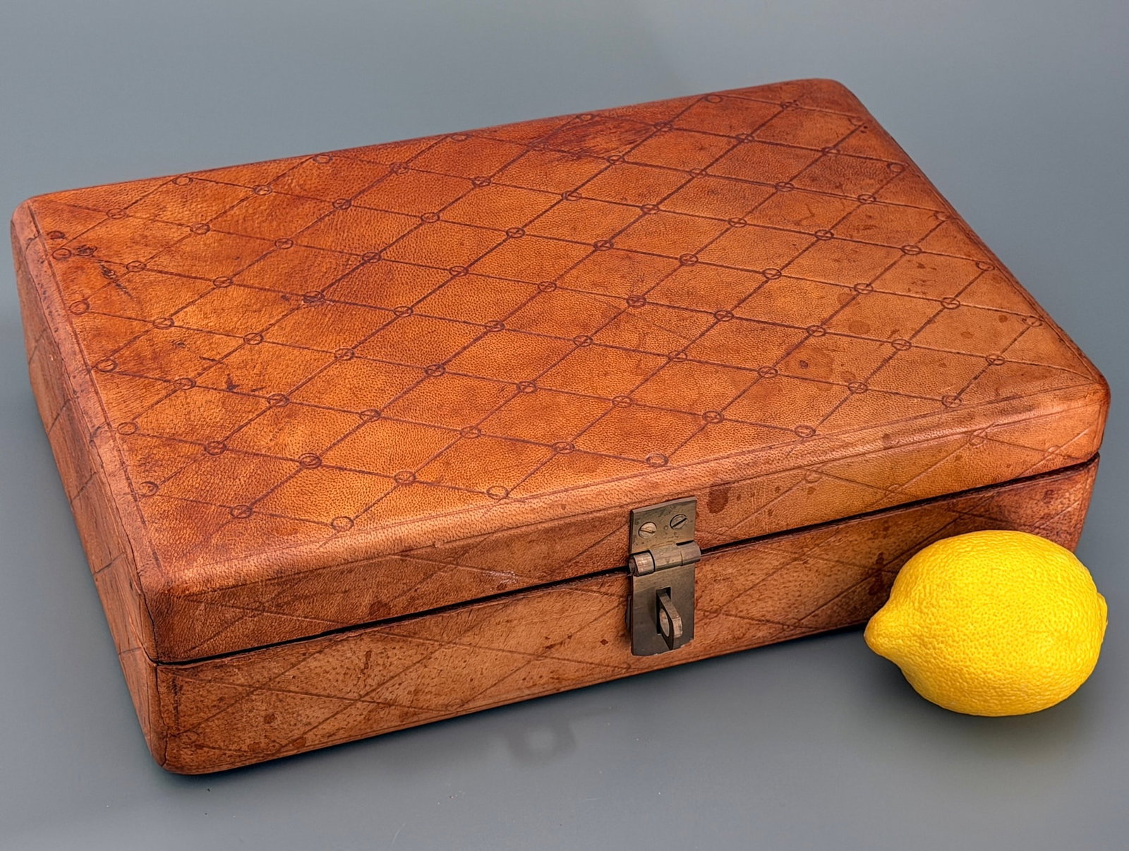 Vintage Italian Florentine Tooled Leather Clad Wooden Box Document Case Brass Clasp (1 of 6)