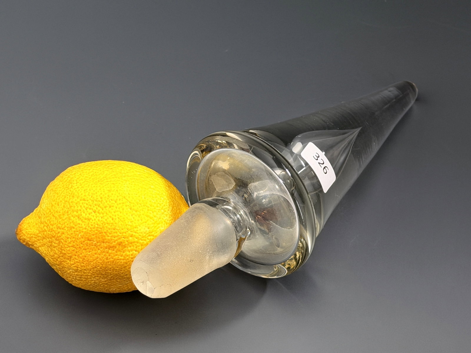 Modern Barware Clear Art Glass Spire Decanter Stopper Teardrop Bubble Obelisk Shaped Elongated: Modern Barware Mid Century Vintage Clear Art Glass Spire Decanter Stopper Teardrop Bubble Obelisk Shaped Elongated Finial Large Mid Century Cruet Bottle Replacement Stopper Approximately 7 inches tall