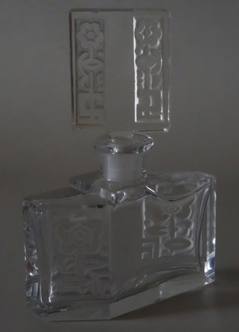Vintage Art Deco Intaglio Glass Perfume Bottle (1 of 6)