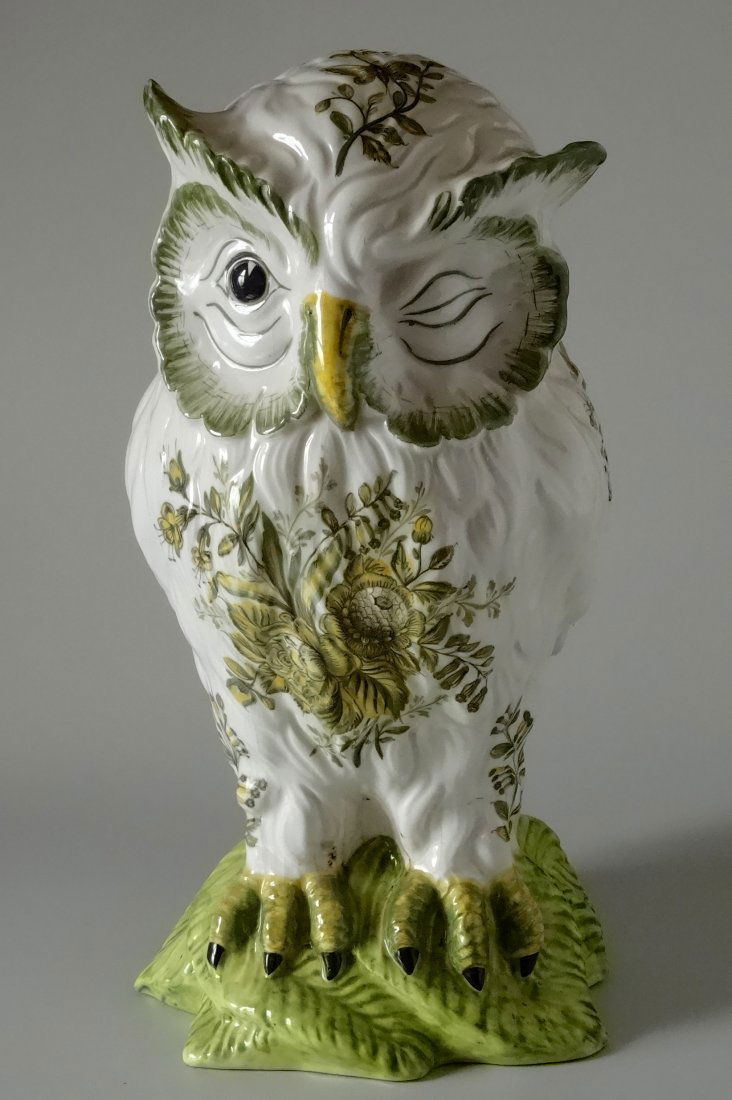 Vintage Mid Century Large Italian Ceramic Owl Hand (1 of 9)