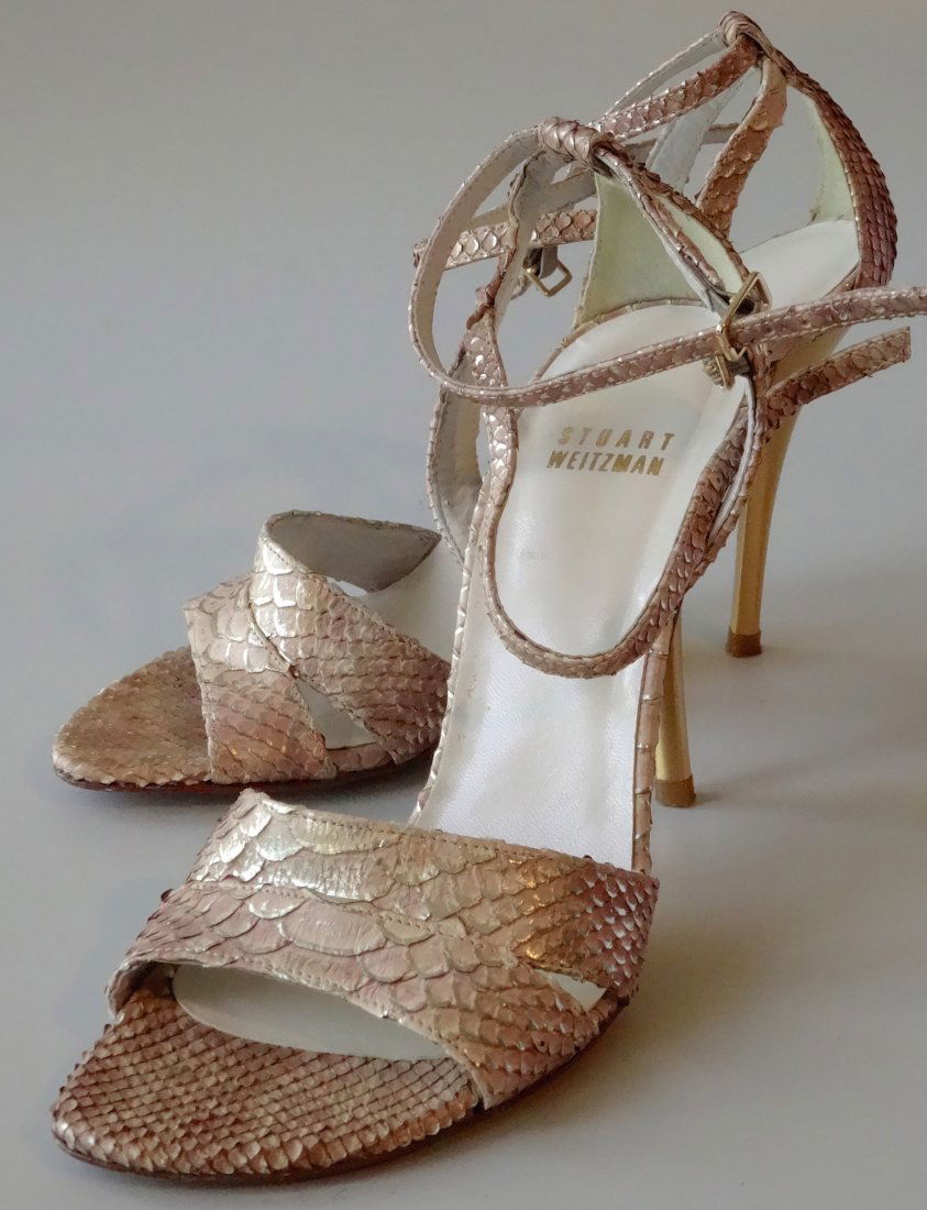 Stuart Weitzman Designer Sandals Snake Pattern Stripe: Stuart Weitzman Designer Sandals Snake Pattern Double Stripe Gold Heel Made in Spain Size 6 M; Heel 3 15/16”.