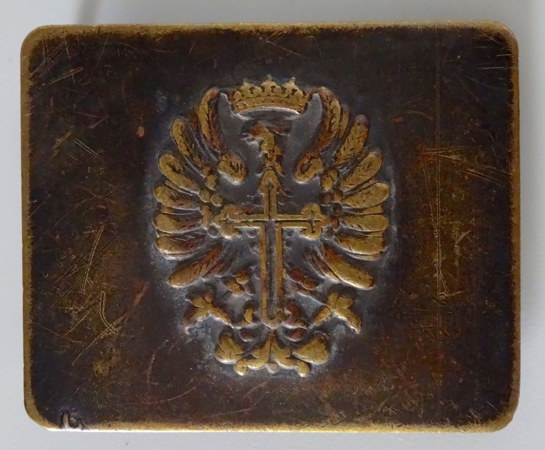 Spanish 30s Civil War Franco Troop Brass Buckle Blue: Spanish 30s Civil War Franco Troop Brass Buckle Blue Division Approximately 2 3/8 inches x 1 7/8 inches.