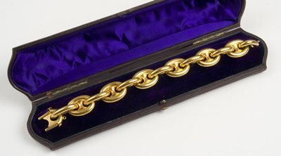 Ladies' antique bracelet
