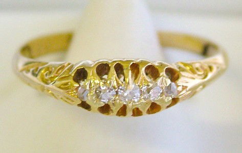 Ladies antique five stone diamond ring: Ladies' antique five stone diamond ring, comprising graduated old cut stones in traditional style setting, 18ct h/m Birmingham 1908, size P or 7.1/2 US (2.8g)