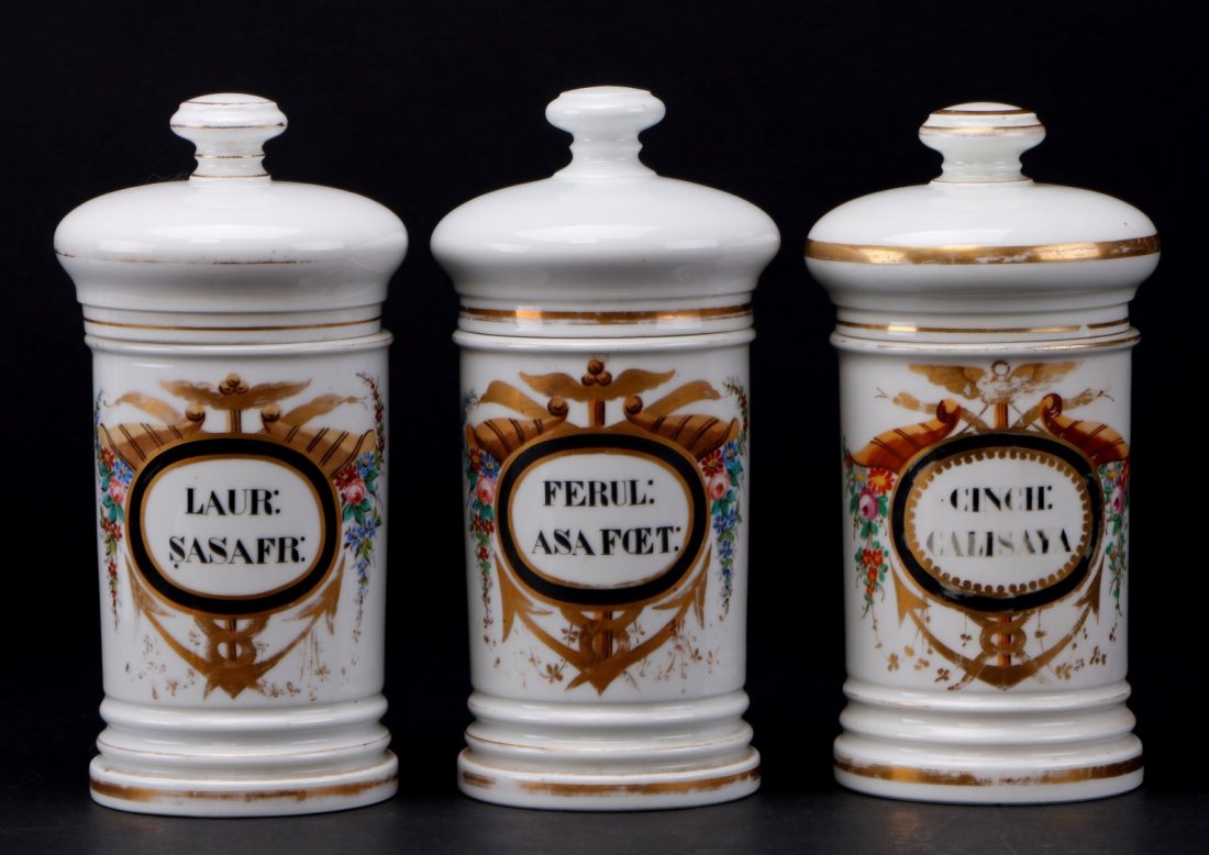 3 FRENCH PORCELAIN APOTHECARY JARS, 19TH CENTURY (1 of 4)