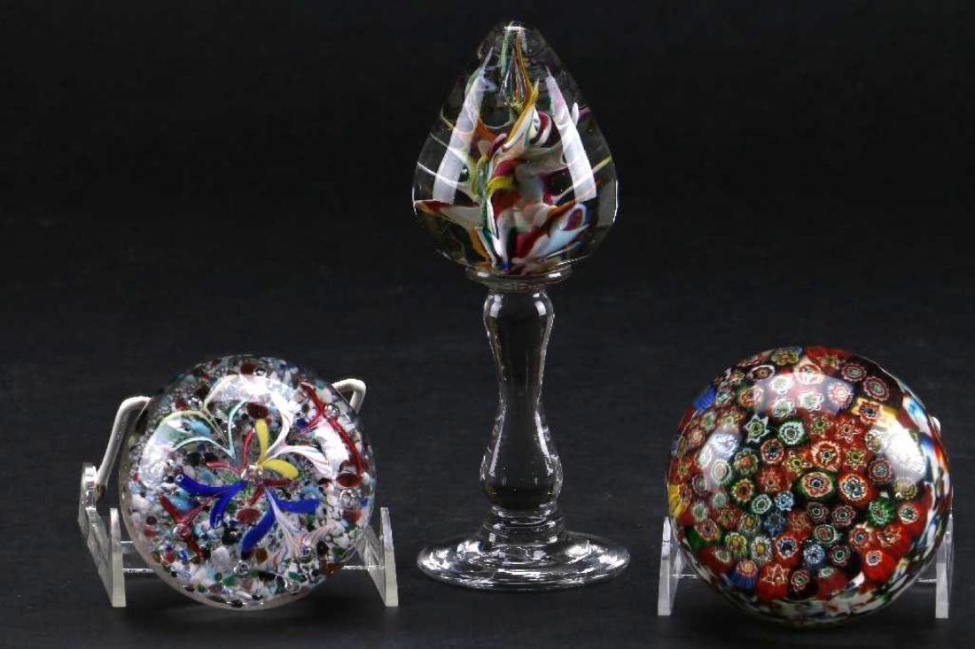 ENGLISH PAPERWEIGHT MANTEL ORNAMENT (1 of 3)