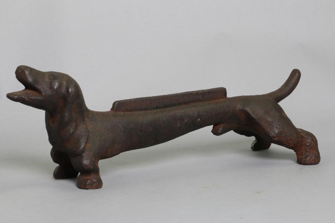 CAST IRON DACHSHUND BOOT SCRAPER (1 of 5)