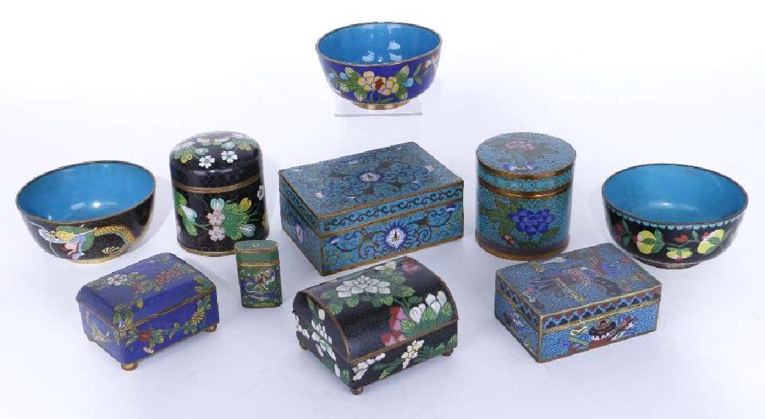 A GROUPING OF CLOISONNE ENAMELED ITEMS (1 of 4)
