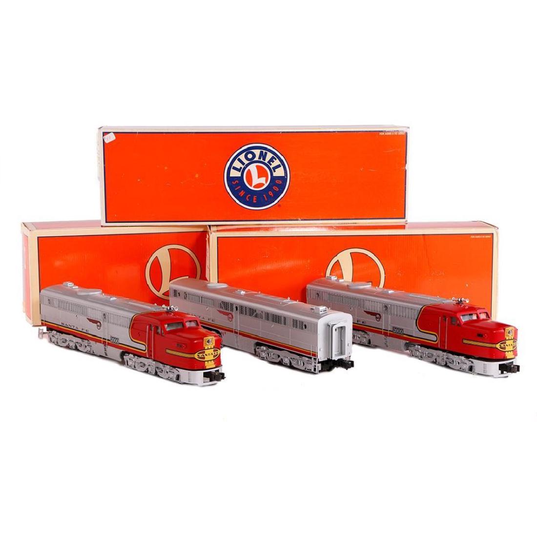 Lionel Modern O Gauge Santa Fe Alco P1 A-B-A Set (1 of 4)