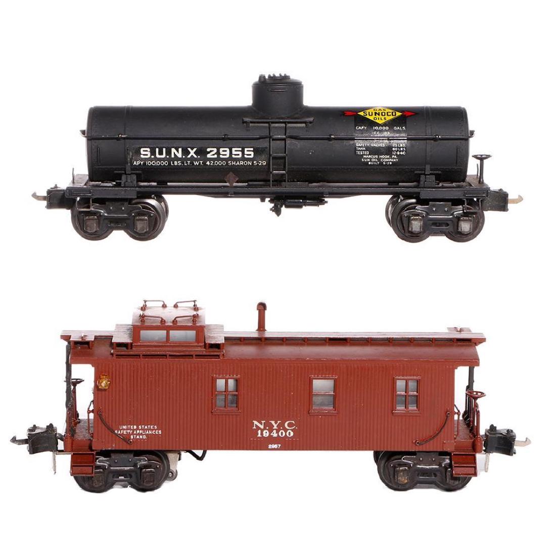 Lionel Prewar Semi-Scale 2955 Tank Car and 2957 Caboose (1 of 5)