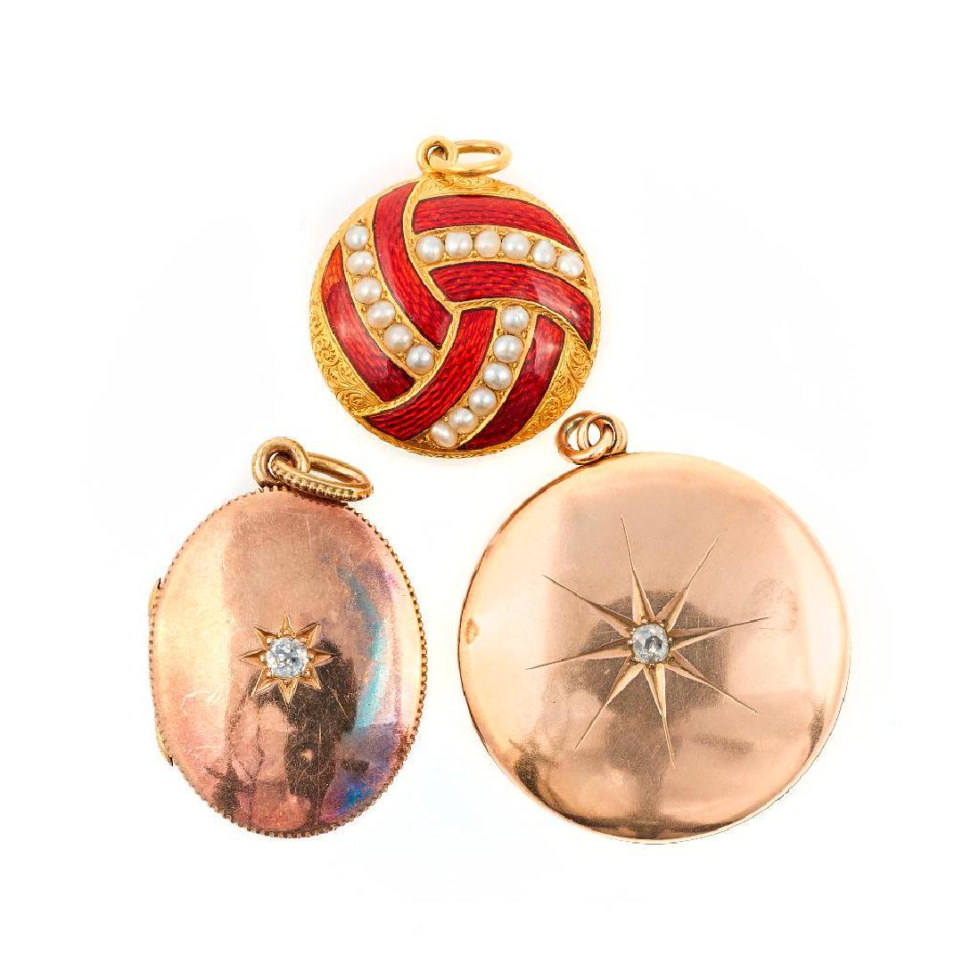 Three gold lockets (1 of 1)