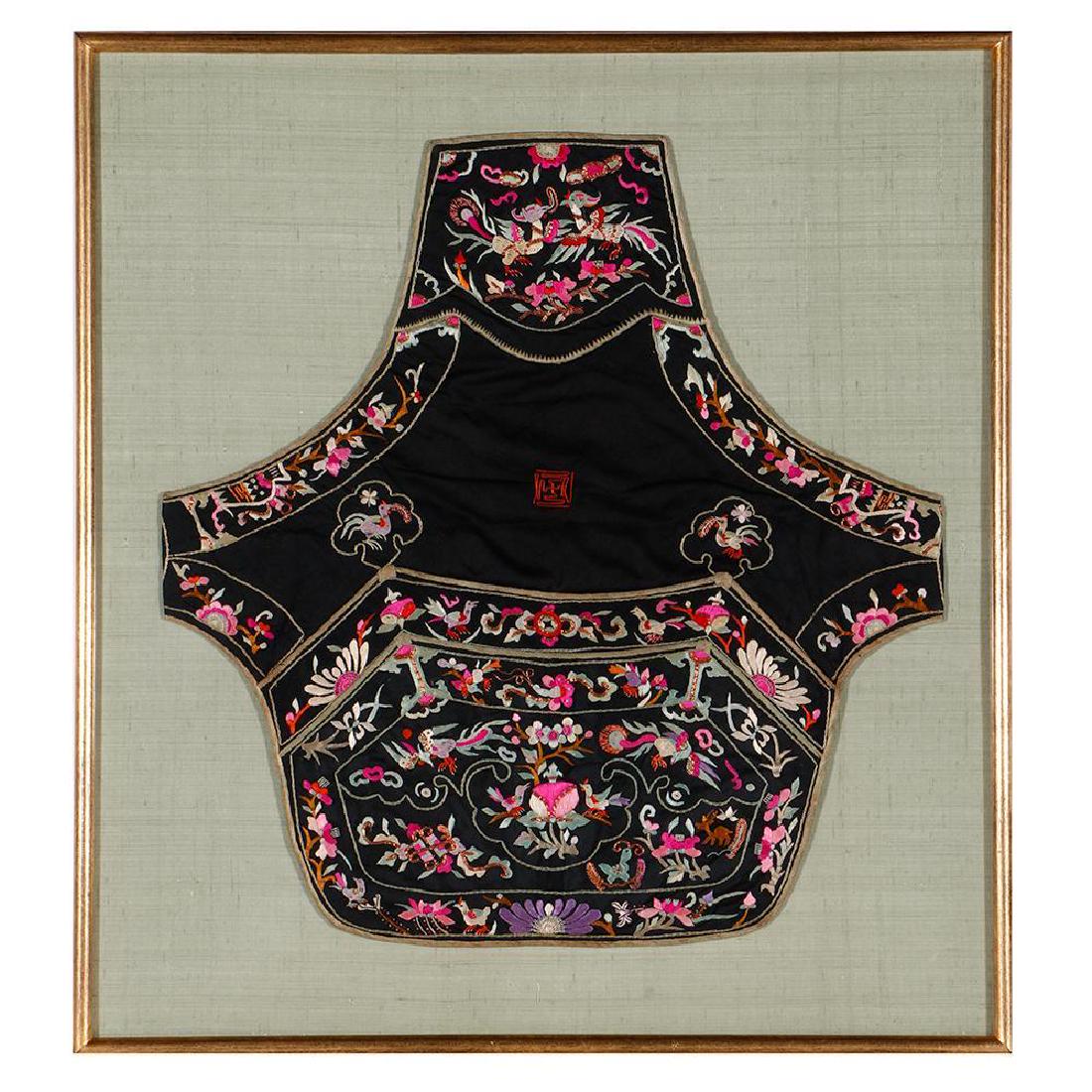 Chinese embroidered textile Qing dynasty (1 of 5)