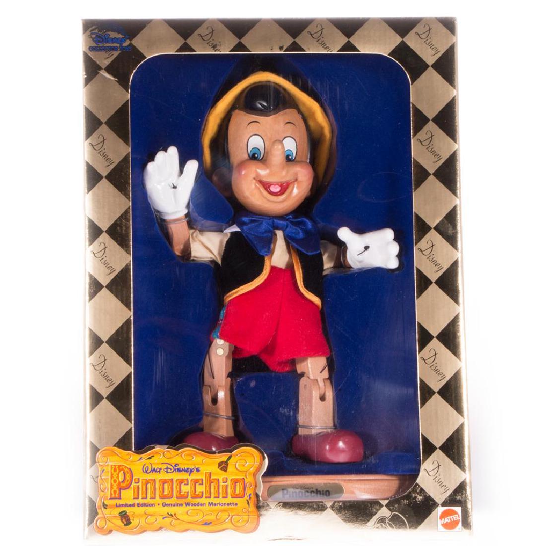 DISNEY COLLECTIBLES (1 of 4)