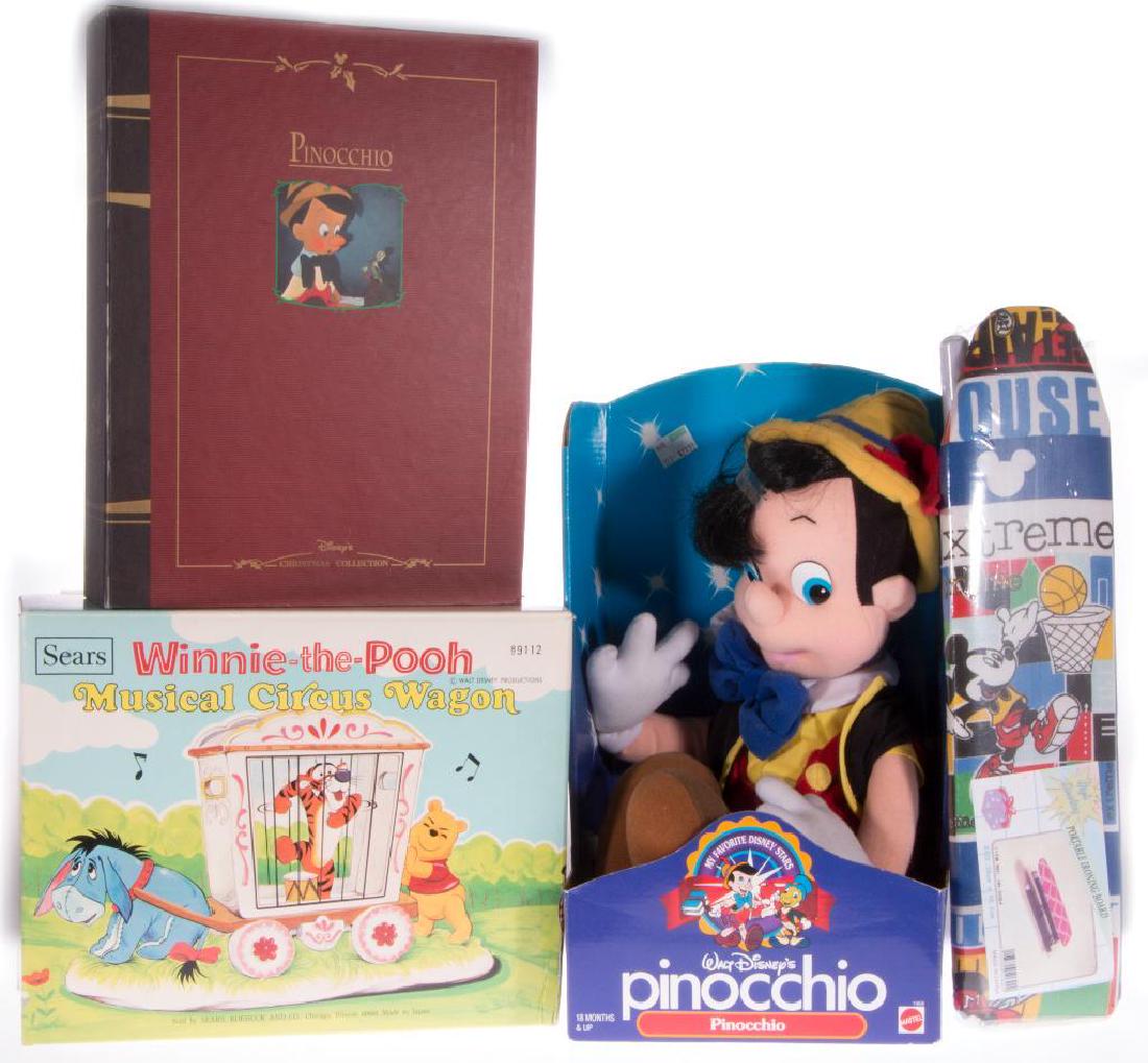 DISNEY COLLECTIBLES (1 of 6)