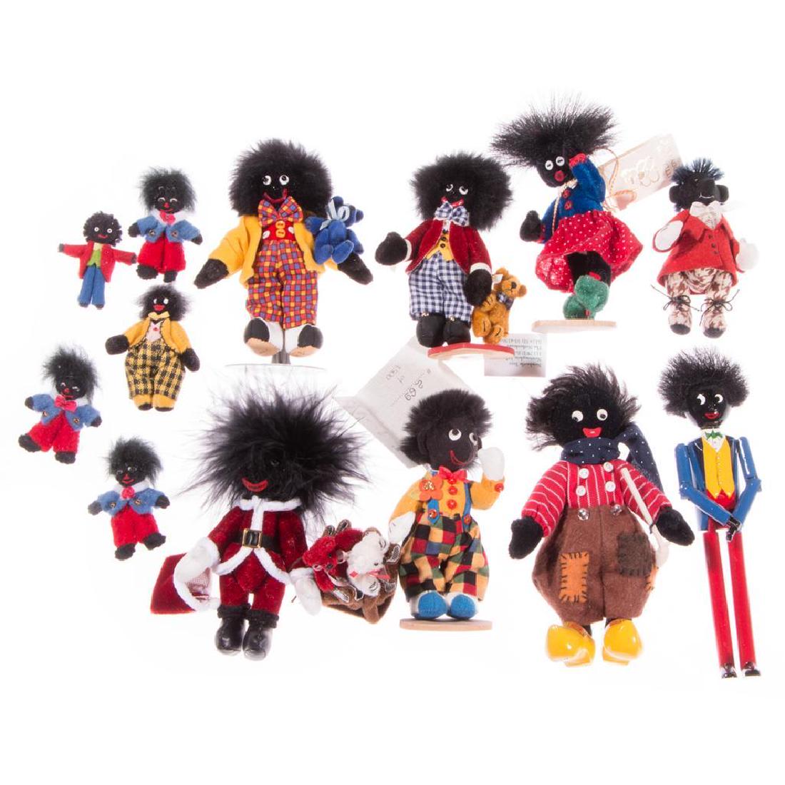 GOLLY DOLLS: A miscellaneous grouping of small Golly Boy figures.