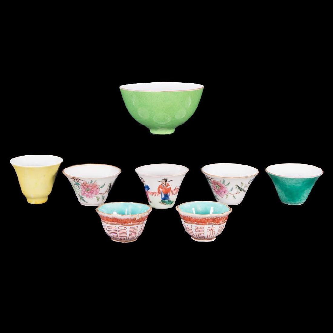 Lot of Chinese porcelain cups. (1 of 8)