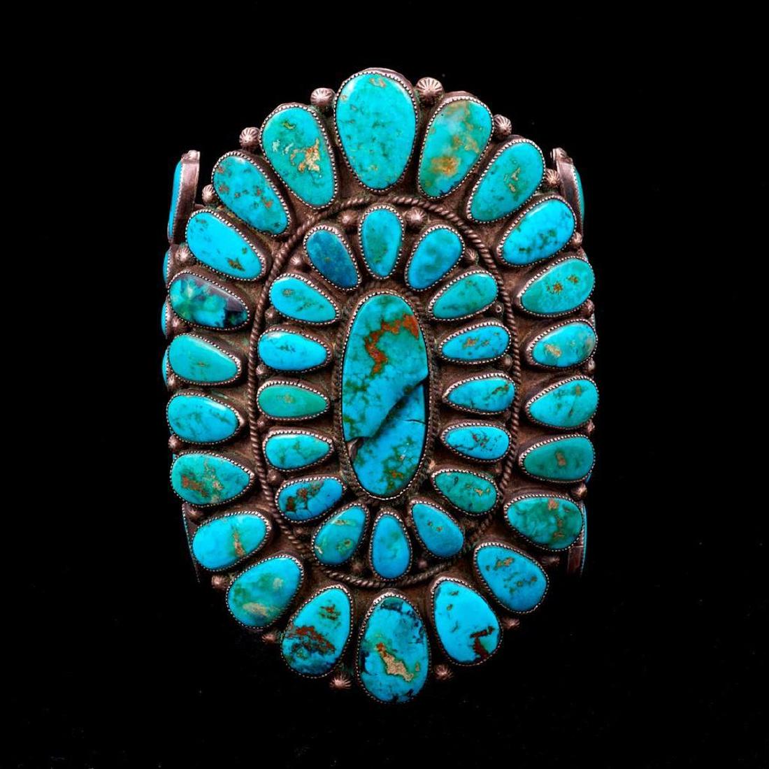 NAVAJO CUFF BRACELET (1 of 3)