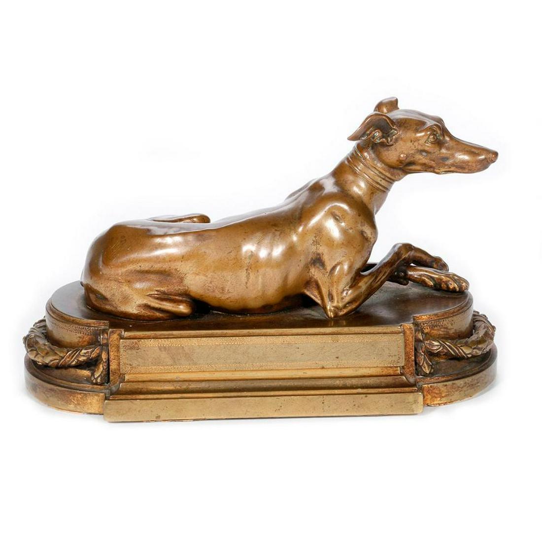 A finely cast brass dog. (1 of 6)