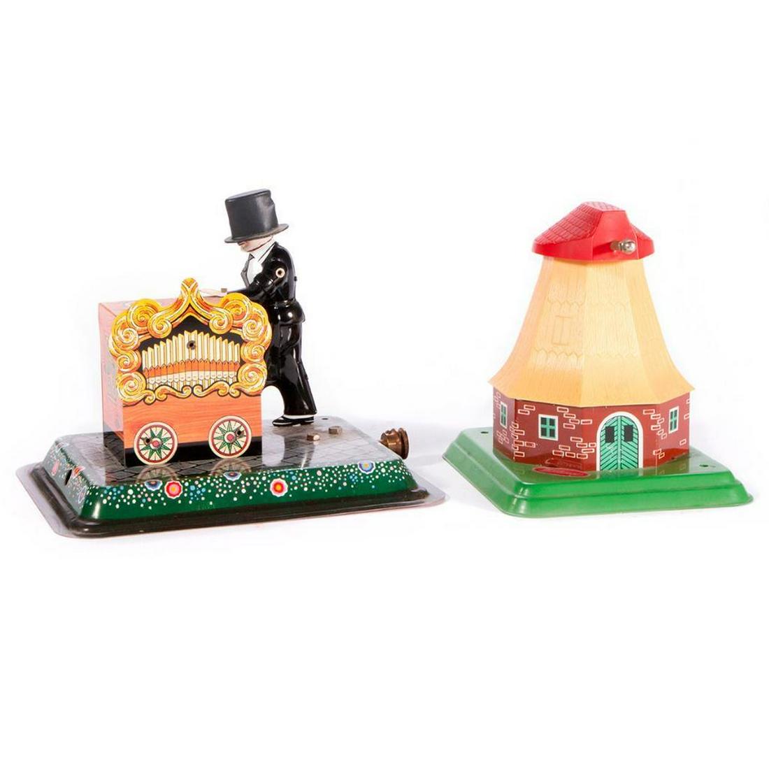 Two German toys. (1 of 5)