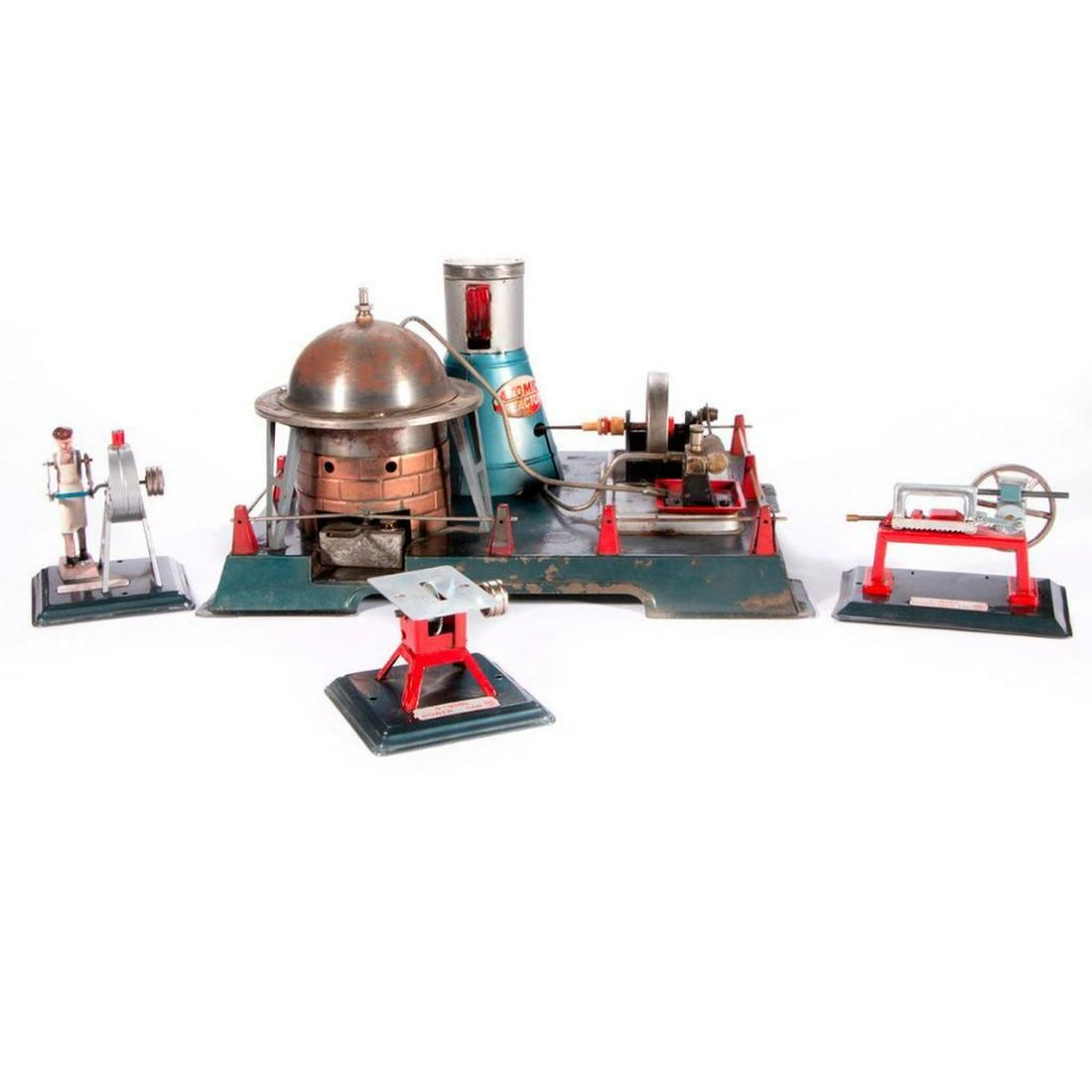 Four Japanese model toys. (1 of 9)