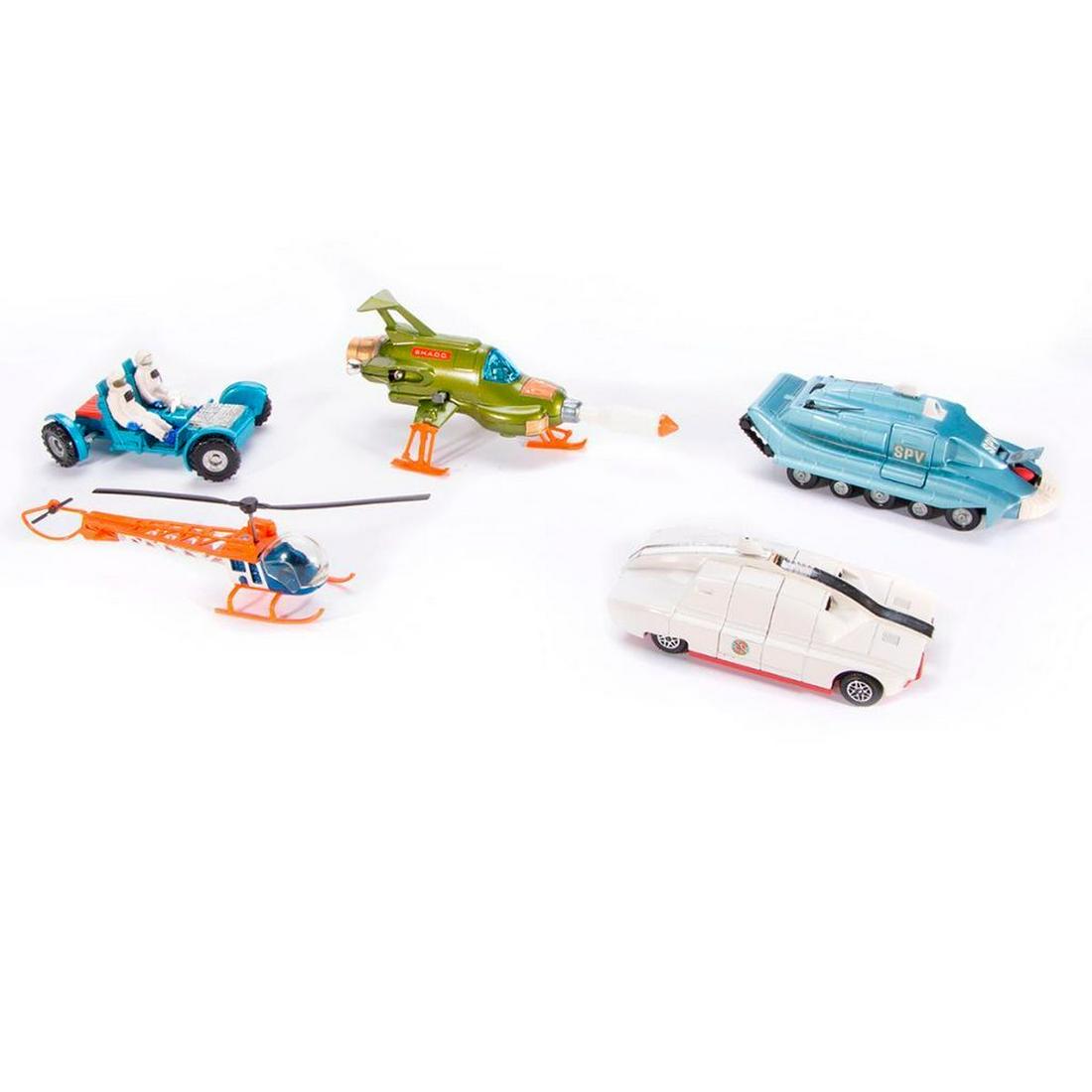 Five "Dinky Toys" models. (1 of 5)