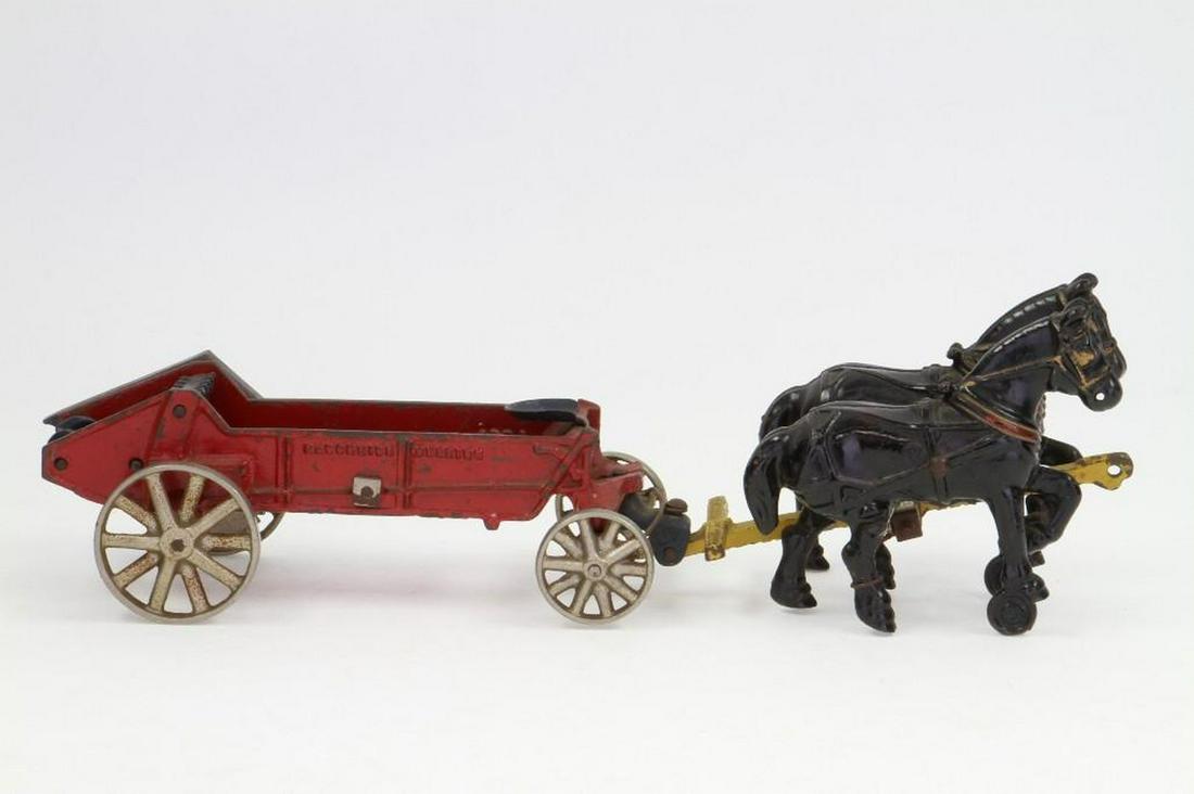 Arcade McCormick-Deering Manure Spreading Wagon (1 of 6)