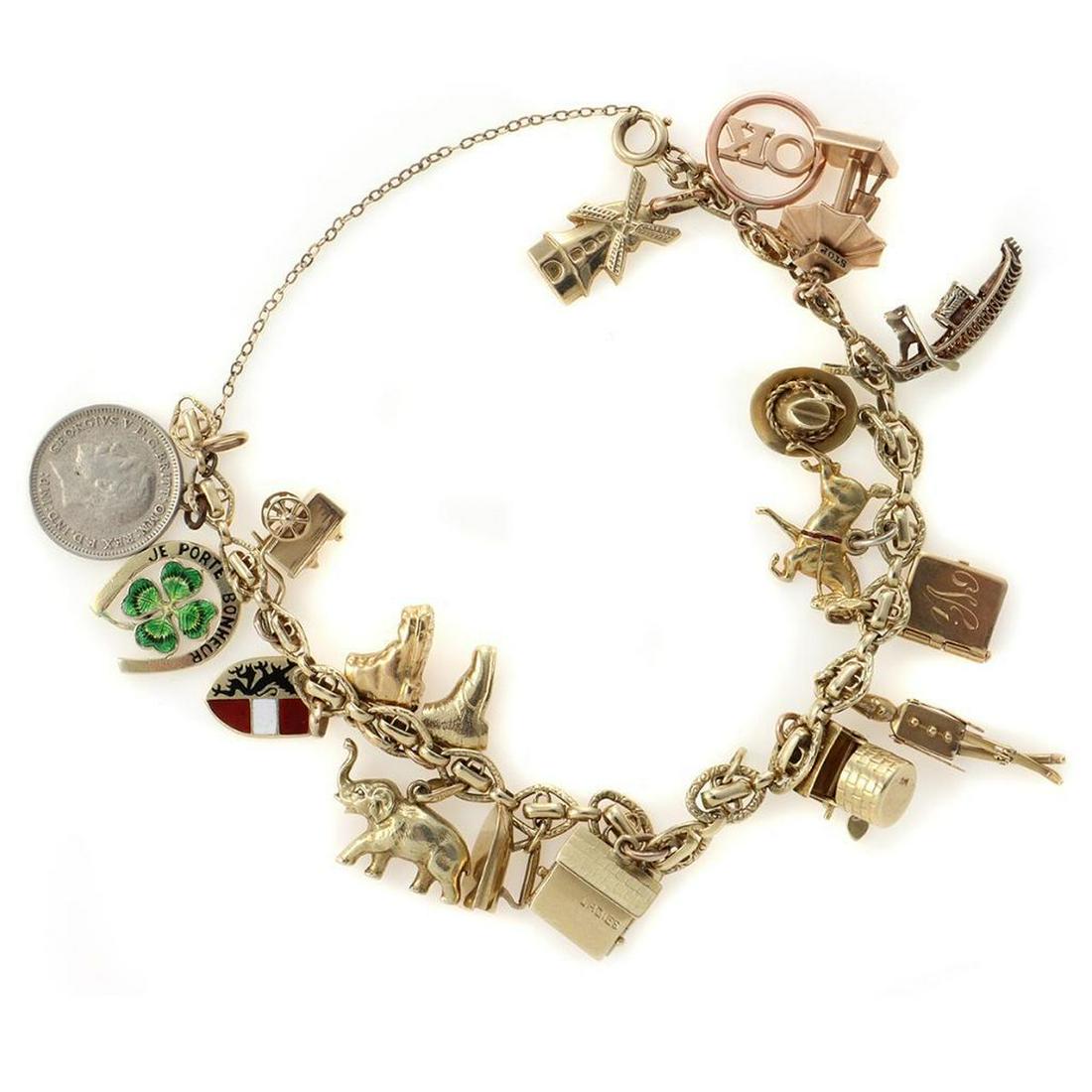 14k gold charm bracelet (1 of 5)