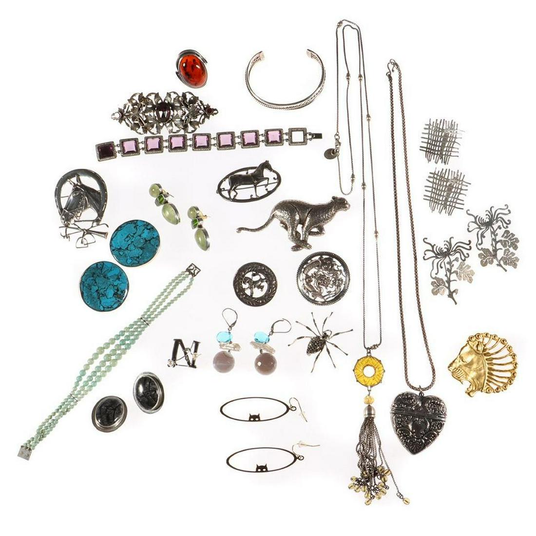 Collection of gem-set and silver jewelry (1 of 5)