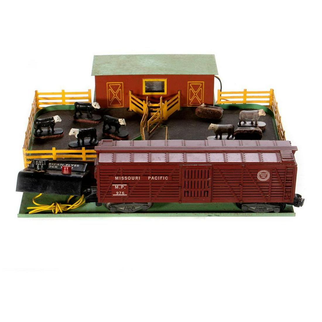 S Gauge American Flyer K771 Operating Stockyard and 776 (1 of 6)