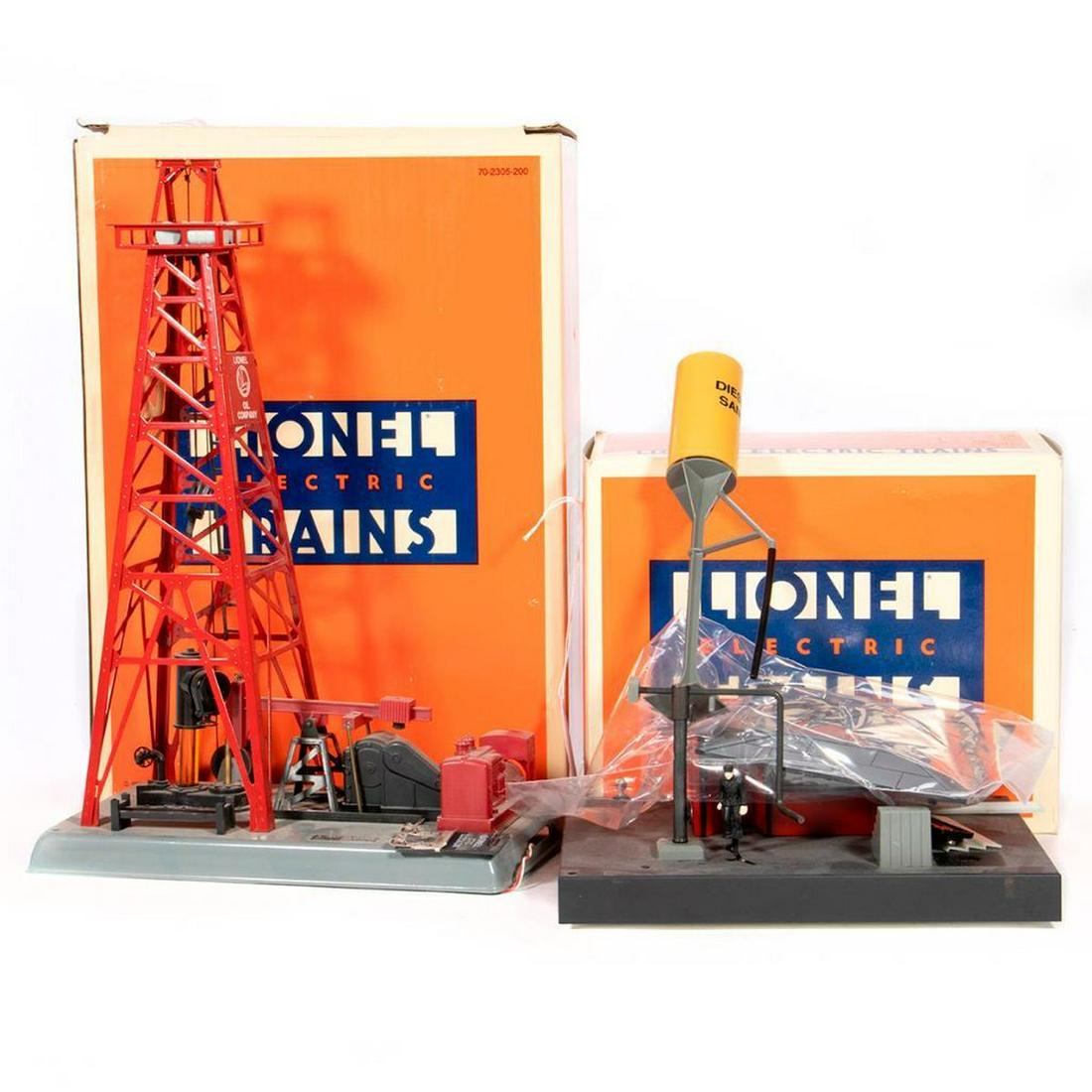 Lionel O Gauge Accessories, Fuel Station and Oil (1 of 2)