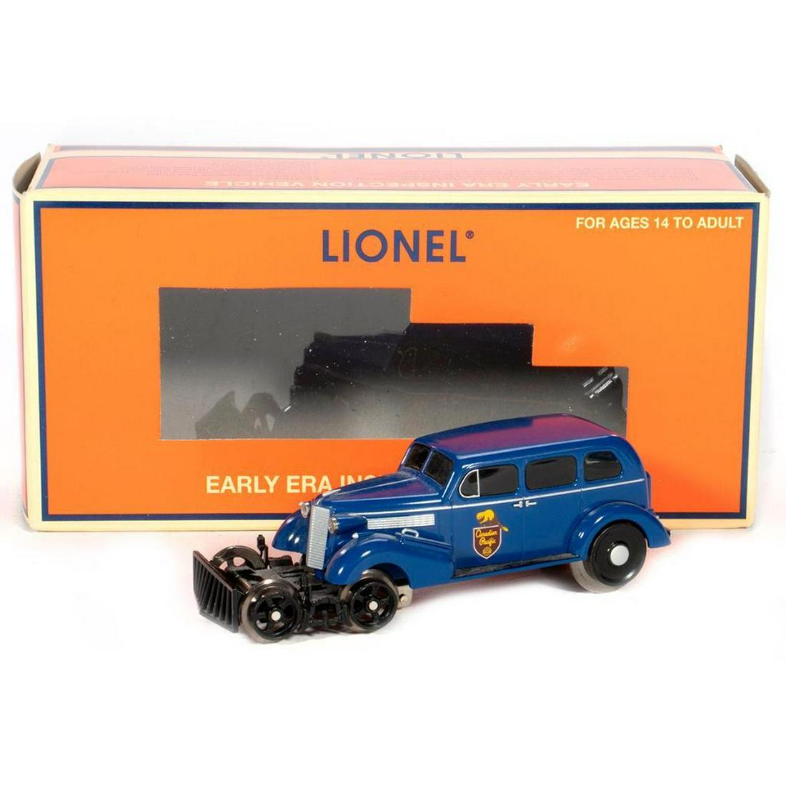 Lionel O Gauge Canadian Pacific Inspection Vehicle (1 of 4)