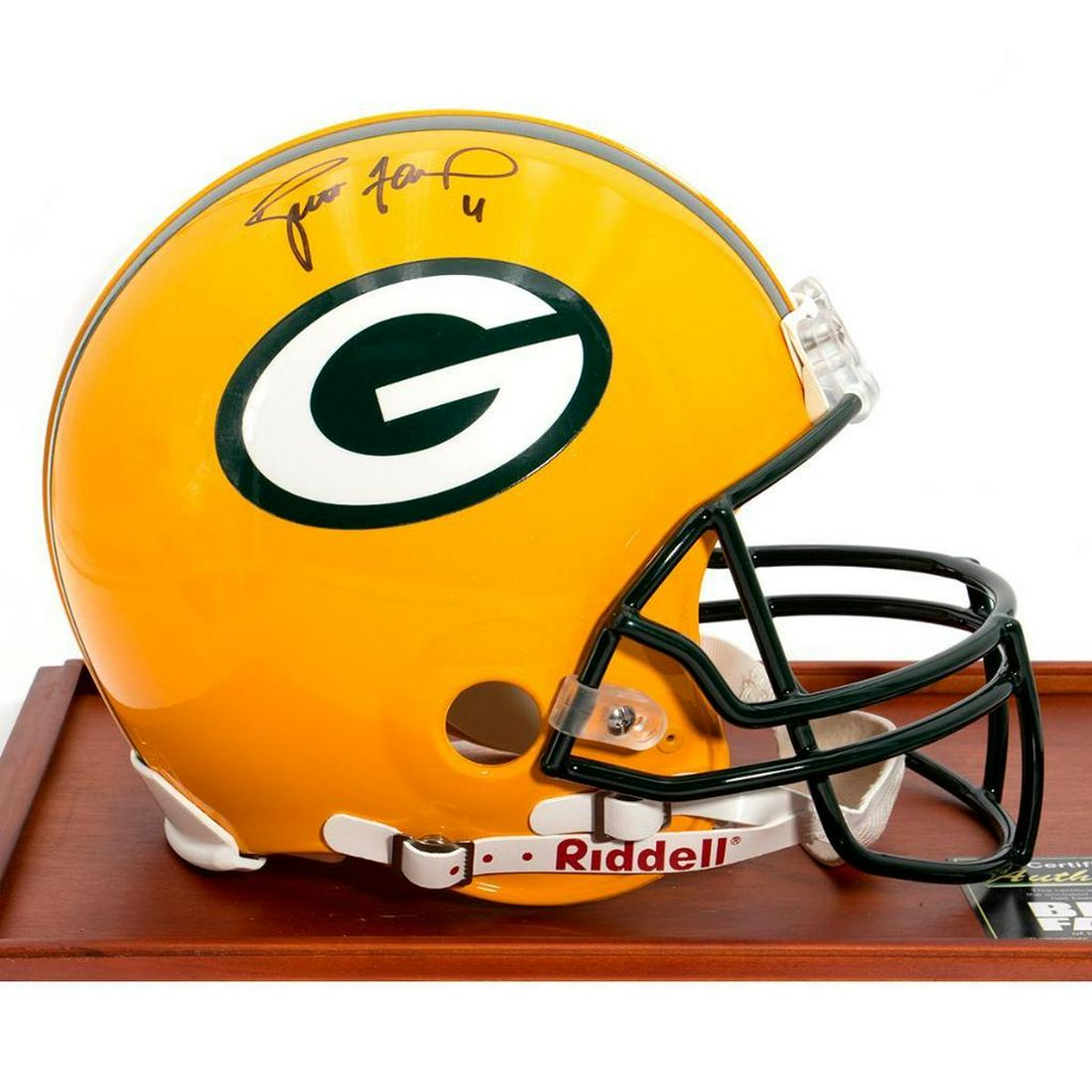 Brett Favre Signed Full Size Helmet. (1 of 8)