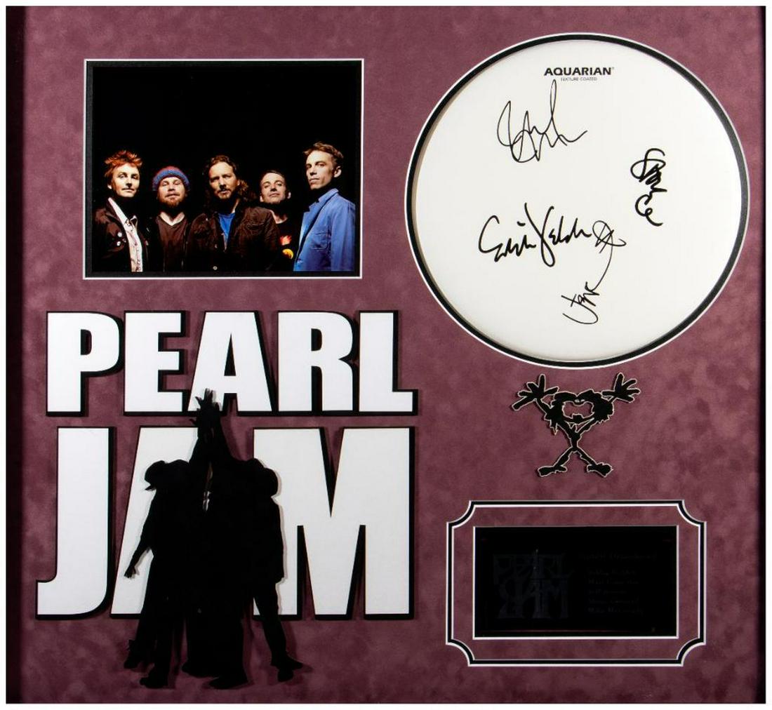 Pearl Jam Band Signed CD (1 of 6)