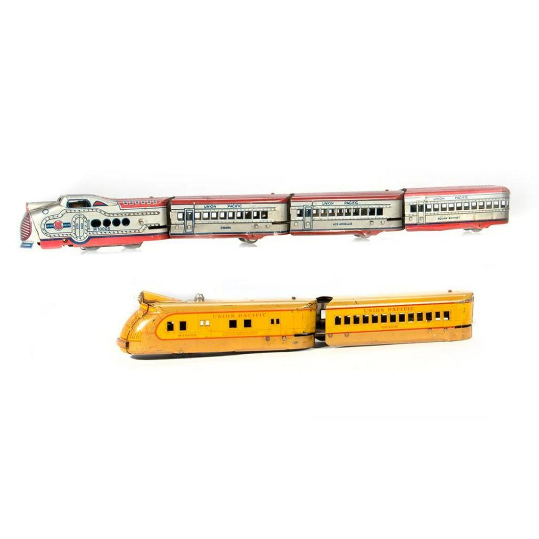 Marx M10005 Silver/Blue/Red Power Unit and three cars.: Heavily modified M10000 Yellow/Brown power unit and one car, M10005 Power unit with electric motor. some scratches in silver, red, blue lithography. Omaha coach - some scratches in silver, red, blue l