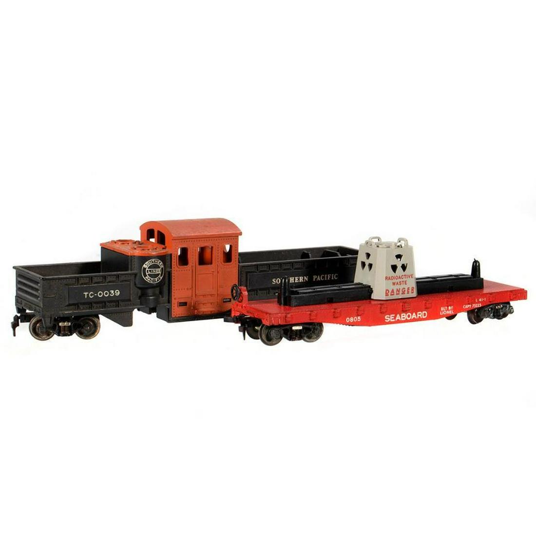 Lionel HO items: Lionel HO Southern Pacific TC0039 Track Cleaner, 0805 Seaboard Radioactive Waste Flat Car