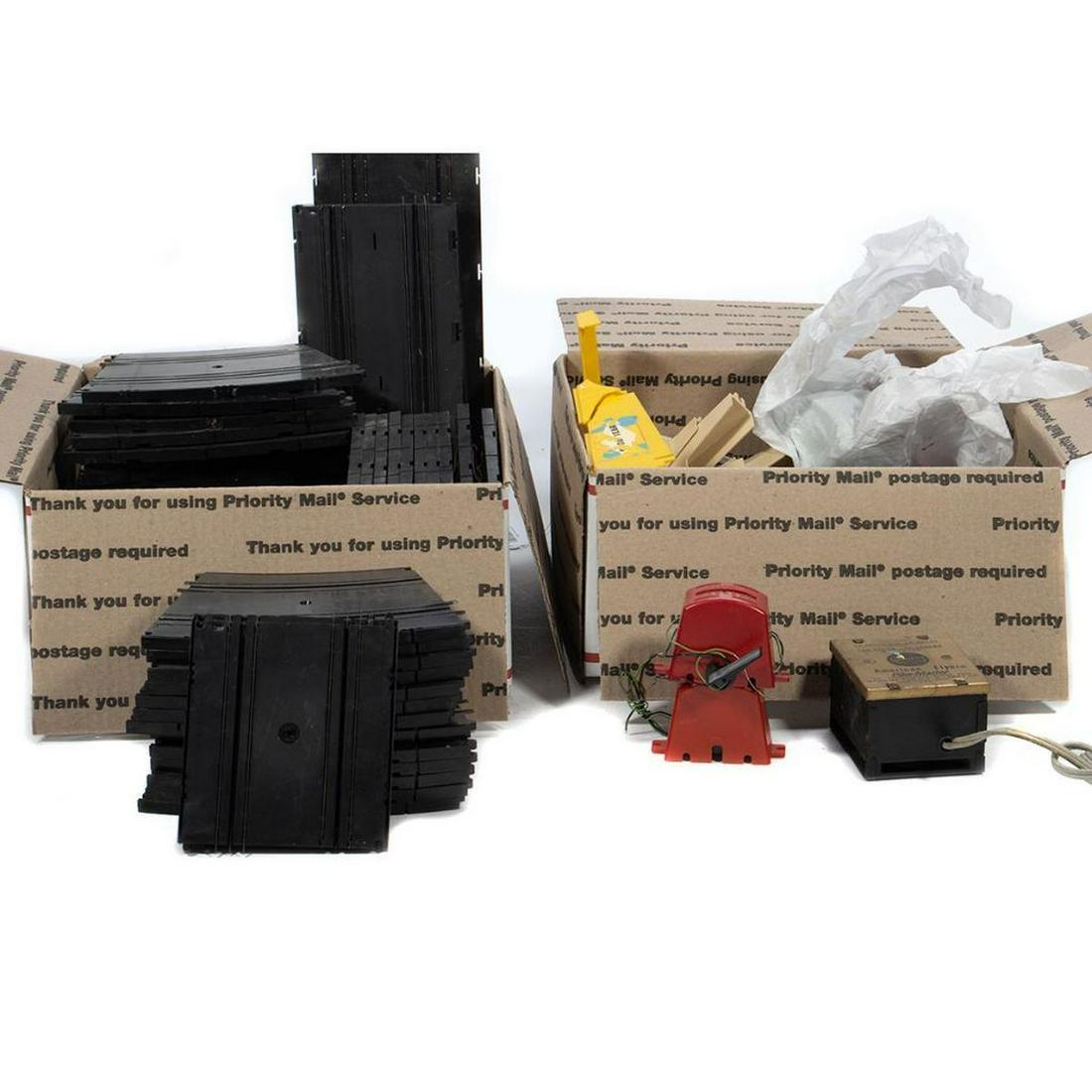 Gilbert AF Auto Rama Track, XFMRs, Controllers, Parts (1 of 3)