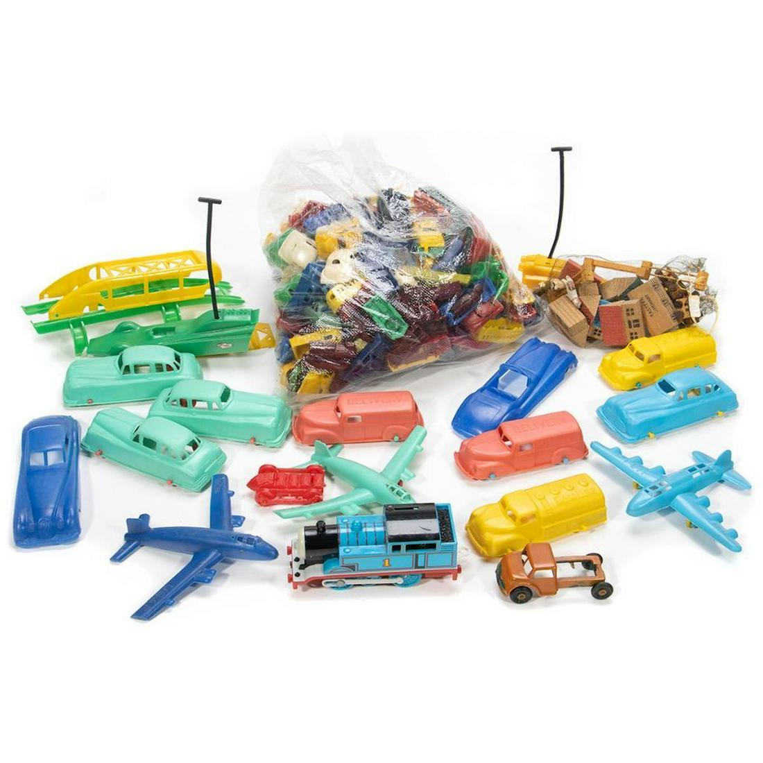 Assorted Layout Toys from the 50's and a Thomas (1 of 4)