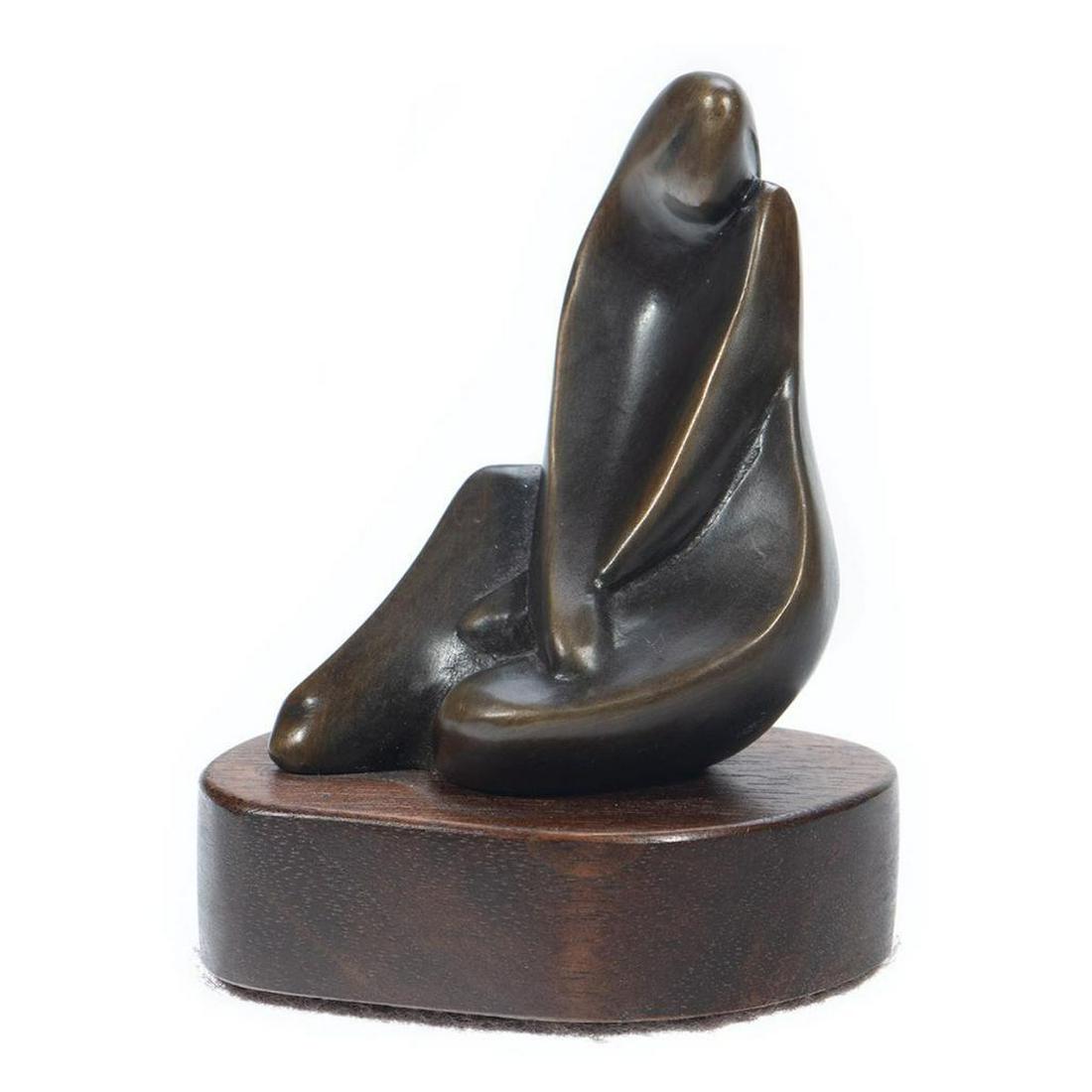 Allan Houser (Haozous) Bronze: (1914-1994 Native American) Abstrract figure of a Woman 81/100. Figure: 2 3/4in (6cm) Overall 3 1/2in (9cm). Condition: Very good.