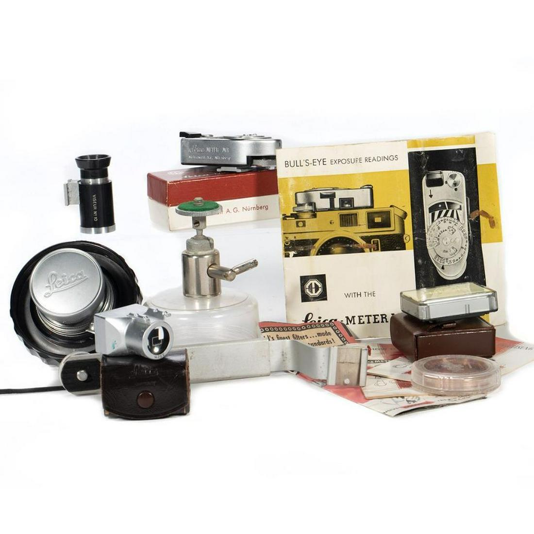 Leica lens and accessories (1 of 4)