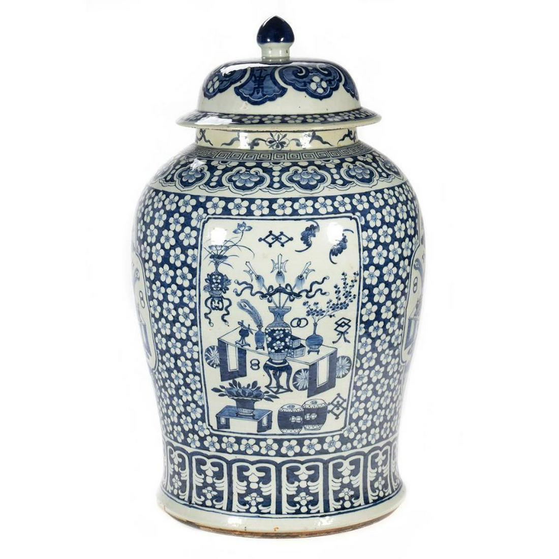 Chinese Blue and White Storage Jar, 19th Century (1 of 7)