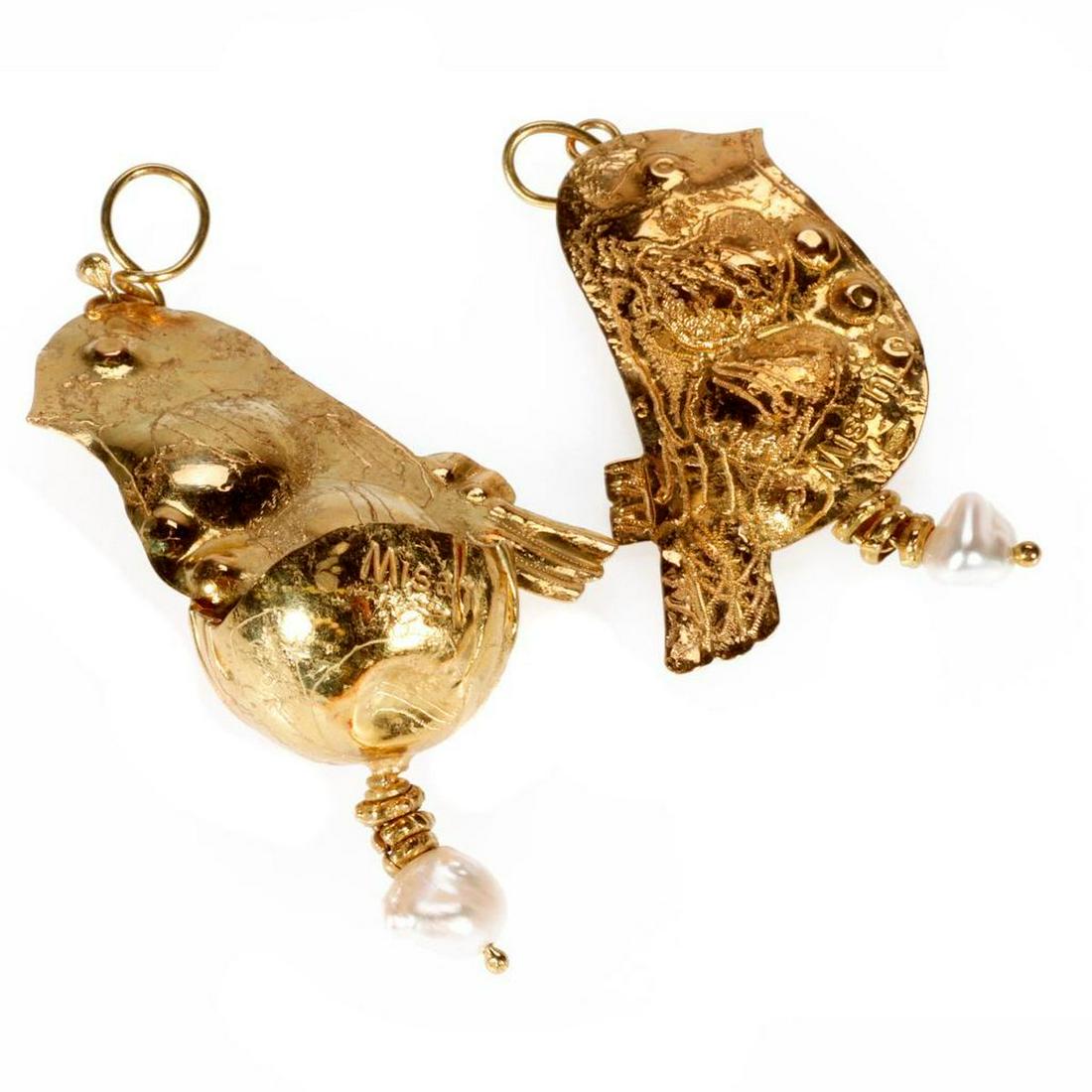 Two Misani 18k gold bird motif pendants, Italy (1 of 3)