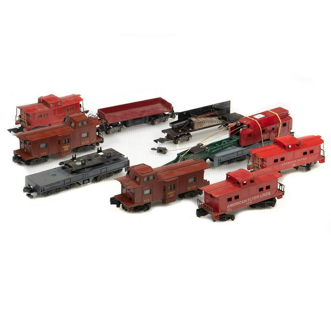 American Flyer S Gauge Cabooses/parts: Used935 Deluxe Caboose, end rails and ladders missing, lanterns present, stack missing, two steps missing, roof walk ends damaged, roof corner chip one corner, roof corner stress crack another corner,